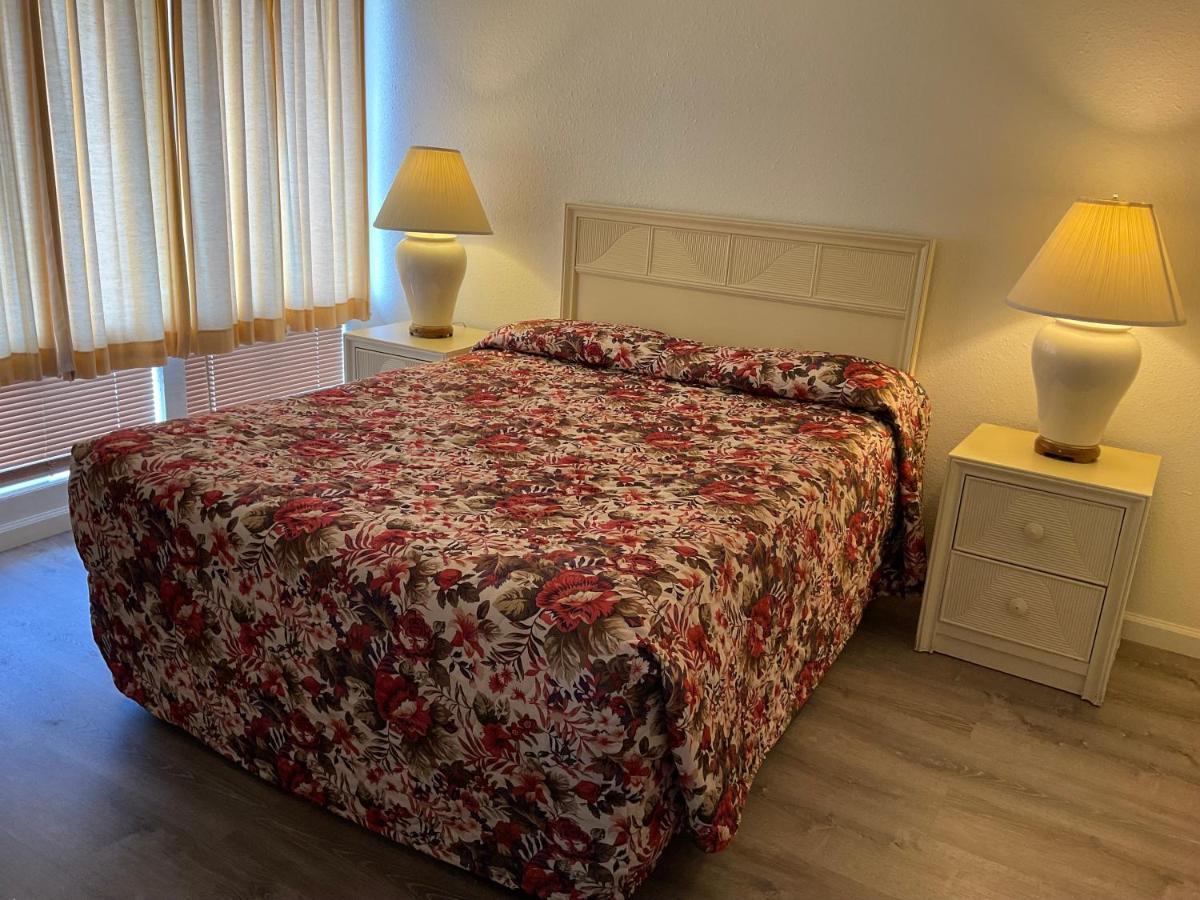 קרסנט סיטי Front Street Inn מראה חיצוני תמונה