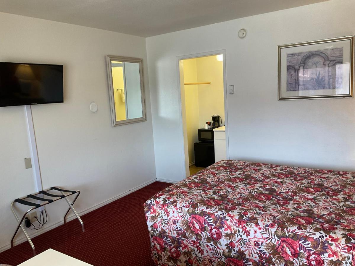 קרסנט סיטי Front Street Inn מראה חיצוני תמונה